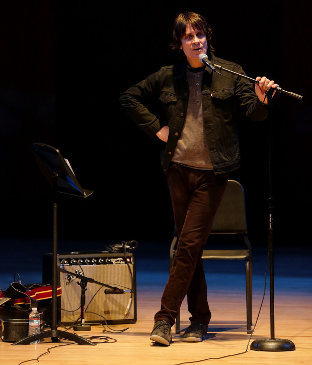 Guitarist Rusty Anderson, who has been lead guitarist for Paul McCartney since 2001, answers questions from the audience as he gives a clinic on guitar playing at Riverside City College’s Coil School of Arts Thursday in Riverside, CA. February 22, 2018 (TERRY PIERSON,THE PRESS-ENTERPRISE/SCNG)