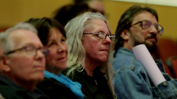 People listen as Guitarist Rusty Anderson, who has been lead guitarist for Paul McCartney since 2001, performs during his clinic on guitar playing at Riverside City College’s Coil School of Arts Thursday in Riverside, CA. February 22, 2018 (TERRY PIERSON,THE PRESS-ENTERPRISE/SCNG)