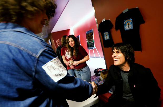 Guitarist Rusty Anderson, who has been lead guitarist for Paul McCartney since 2001, greets guests after his clinic on guitar playing at Riverside City College’s Coil School of Arts Thursday in Riverside, CA. February 22, 2018 (TERRY PIERSON,THE PRESS-ENTERPRISE/SCNG)