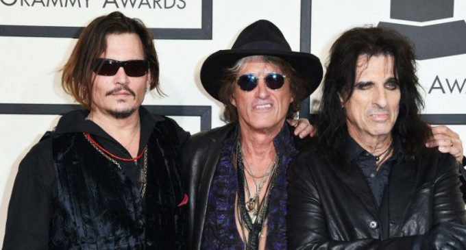 Johnny Depp Professional Guitarist Jammed With Paul McCartney, ZZ Top, Aerosmith, And Alice Cooper [Videos]