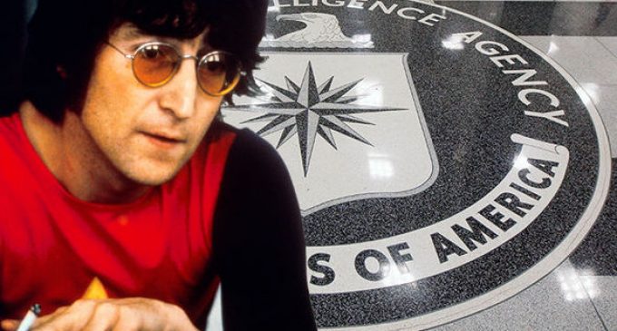John Lennon murdered by ‘CIA-trained killer’ Mark Chapman to stop him radicalising youth’ | Weird | News | Express.co.uk
