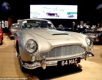 Paul McCartney’s 1964 Aston Martin DB5 sold for £1.3m | Daily Mail Online