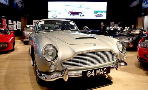 Paul McCartney’s 1964 Aston Martin DB5 sold for £1.3m | Daily Mail Online