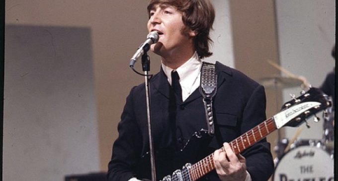 How John Lennon Ended Up in an Ad for a Guitar He Only | Reverb News