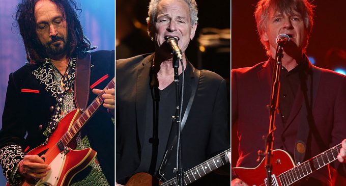 Lindsey Buckingham Leaves Fleetwood Mac, Mike Campbell Joins