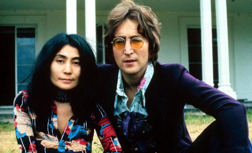 Frail Yoko Ono visits John Lennon’s childhood homes in Liverpool | Daily Mail Online