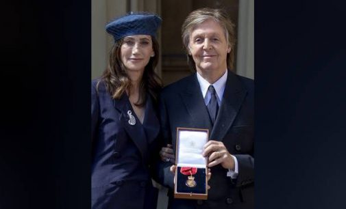 Good Day Sunshine: Paul McCartney award at Buckingham Palace | News OK