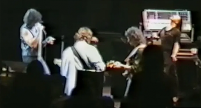George Harrison joins Deep Purple for a special jam in 1984