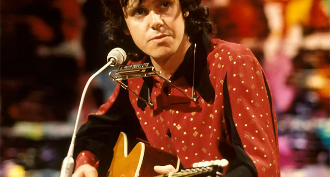 Donovan: ‘Can you believe the Beatles and I were paying 96% tax?’ | Music | The Guardian