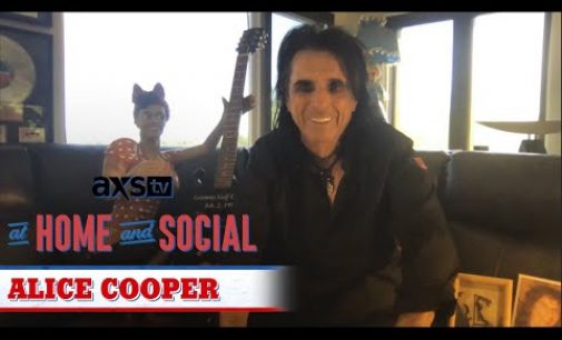 Alice Cooper Recalls The Golden Moment He Lived With Paul McCartney: “He Was The Music Of The Beatles”
