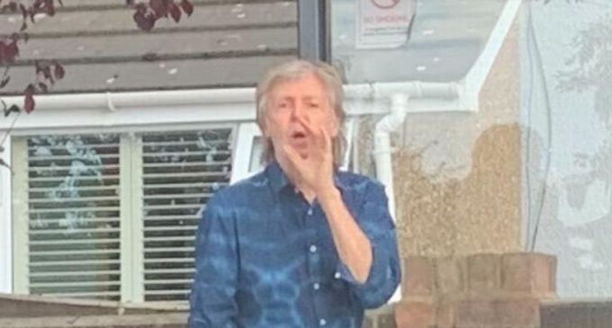 Dad spots Sir Paul McCartney at the bus stop – Liverpool Echo