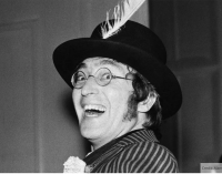 Never released John Lennon recording sold for $58,300 at Danish auctionNews | arirang TV