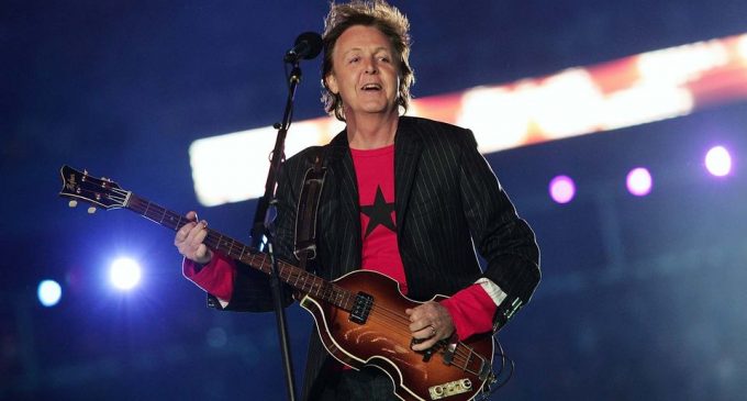 Paul McCartney reveals his grandchildren complain when he plays guitar | News – Absolute Radio