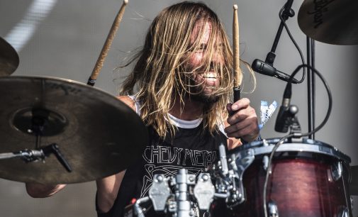 Lars Ulrich, Axl Rose, Stevie Nicks Pay Tribute to Taylor Hawkins – Rolling Stone