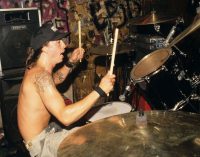 Dave Grohl on the difference between English and US drummers