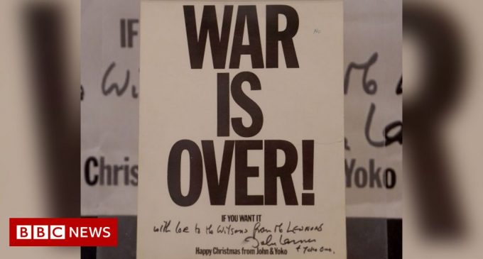 John Lennon and Yoko Ono: PM’s ‘War is Over’ Christmas card on show – BBC News