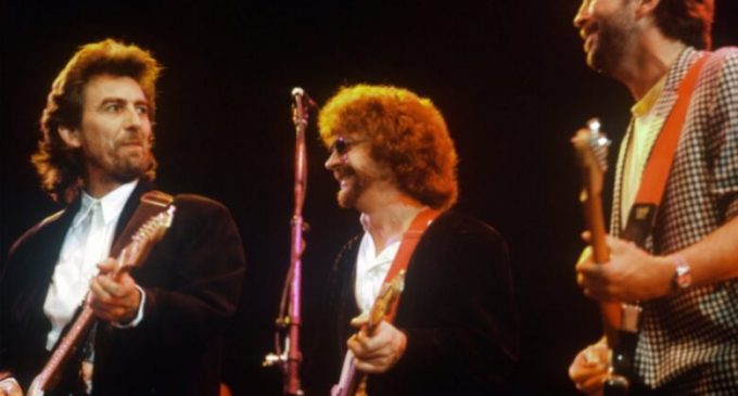 Working on ‘Cloud Nine’ with Jeff Lynne was enjoyable for George Harrison because it felt like he was back in a band. – Techno Trenz