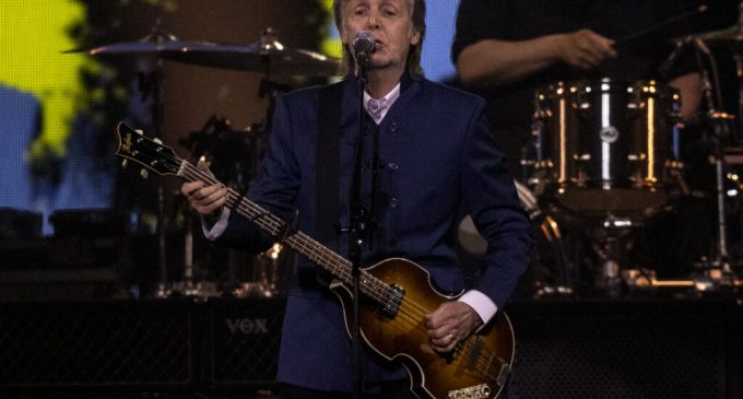 Paul McCartney gets back to Oakland after 20 years, and fans savor every note | Datebook