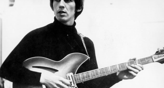 Paul McCartney was told by George Harrison that he couldn’t write songs like “Martha My Dear” – Techno Trenz
