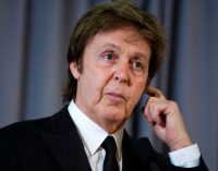 The Story Behind Michael Jackson Buying The Beatles’ Catalog and Angering Friend Paul McCartney – American Songwriter