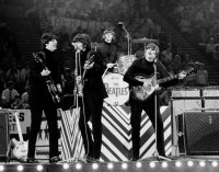 What did The Beatles play at their final public concert?