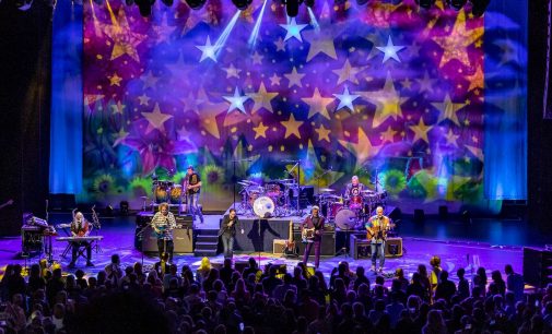 Review: In return to Clearwater, Ringo Starr gets by with a little help from his all-star friends