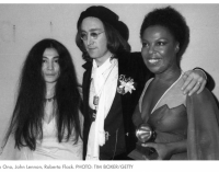 Sean Lennon Recalls Growing Up Next Door to ‘Aunt’ Roberta Flack
