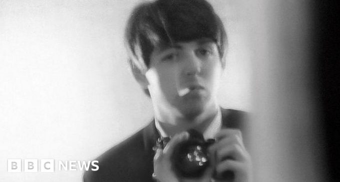 Sir Paul McCartney: ‘Unearthing Beatles photos made me emotional’ – BBC News