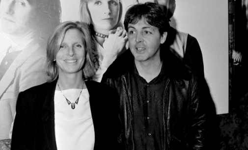 Paul McCartney shares insight into wife Linda’s photography as new exhibit opens in Tucson – 100.7 FM – KSLX – Classic Rock