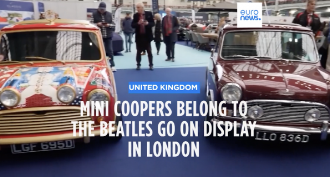 Beatles’ Minis: Cars belonging to McCartney, Harrison and Ringo are on display in London | Euronews