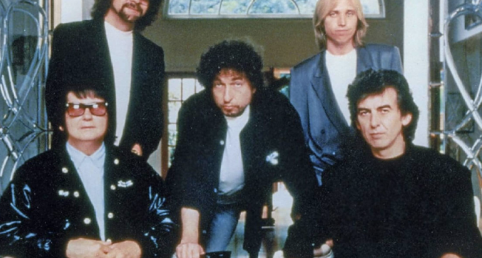 Traveling Wilburys: How did the all-star supergroup get together? – Gold