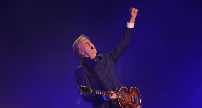 Eagle-eyed viewers spot Sir Paul McCartney at Glastonbury 2023 – Liverpool Echo