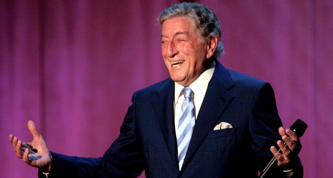 Paul McCartney says working with ‘good friend’ Tony Bennett was a ‘privilege’ | The Independent