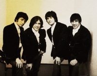 John Lennon’s bullying helped The Kinks get their first hit