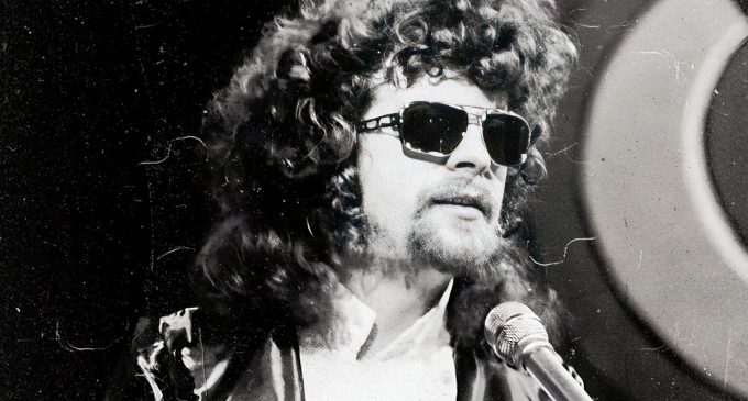 The musician Jeff Lynne thought would be “too posh”