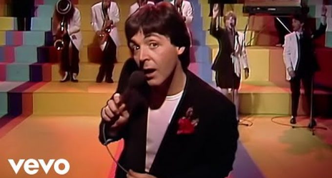 4 Paul McCartney Songs Where He Acts as a Compelling One-Man Band – American Songwriter