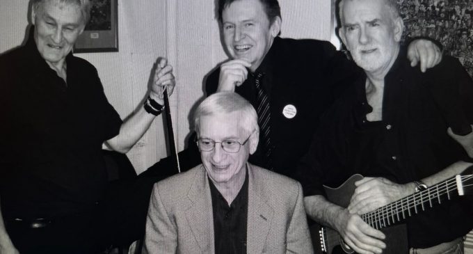 Mike McCartney leads tributes as Quarrymen legend Len Garry dies aged 84 – Liverpool Echo