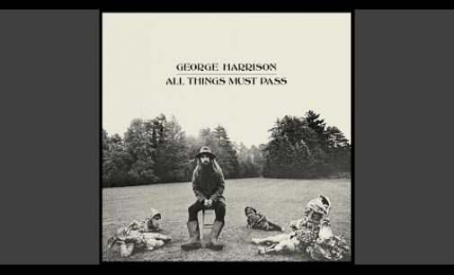 4 Classic Rock Legends Who Had No. 1 Hits in 1971 That Have Stood the Test of Time – American Songwriter