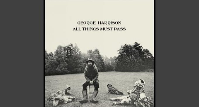 4 Classic Rock Legends Who Had No. 1 Hits in 1971 That Have Stood the Test of Time – American Songwriter